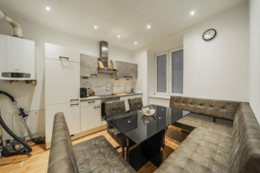 City Belvedere Apartment